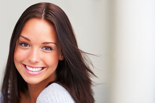 Big Day Bold: A Graduation Smile That Rises to the Moment