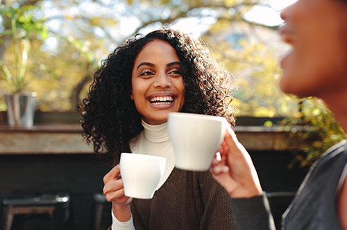 5 Habits That Protect Your Teeth During Morning Coffee